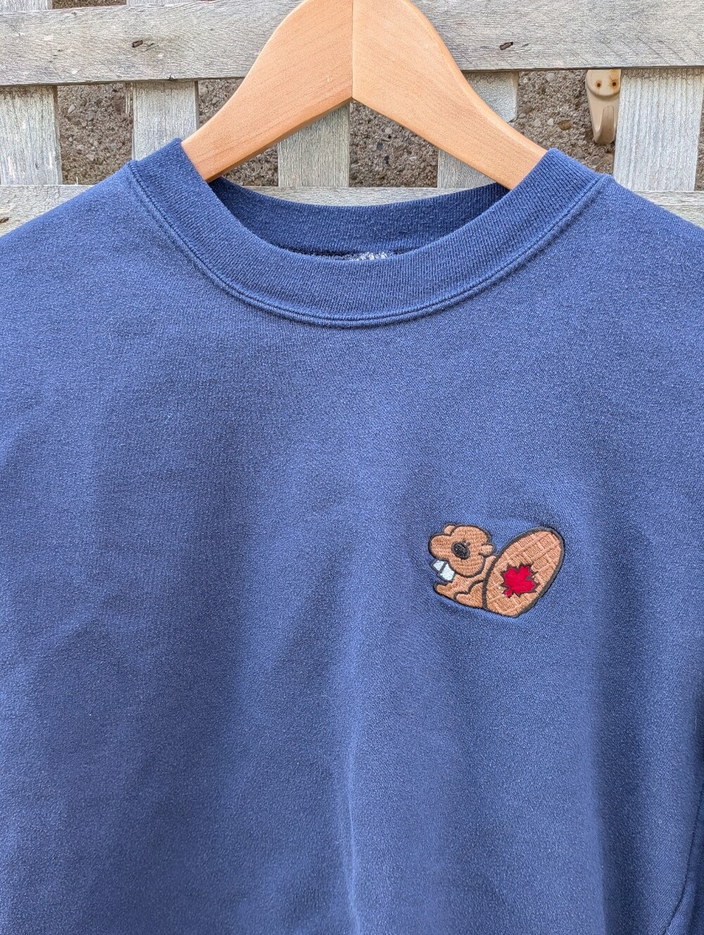 Vintage Canadian Beaver Crewneck Sweatshirt Adult Small Navy Blue Jerico